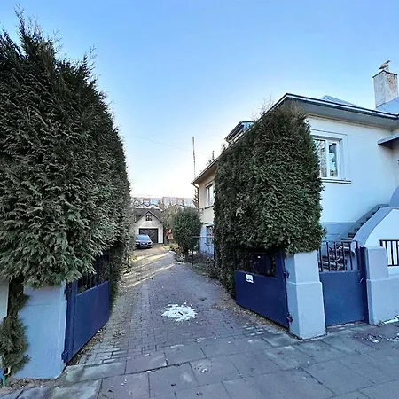 Clinic By Hostlovers Apartment Kaunas