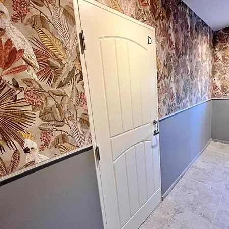 Clinic By Hostlovers