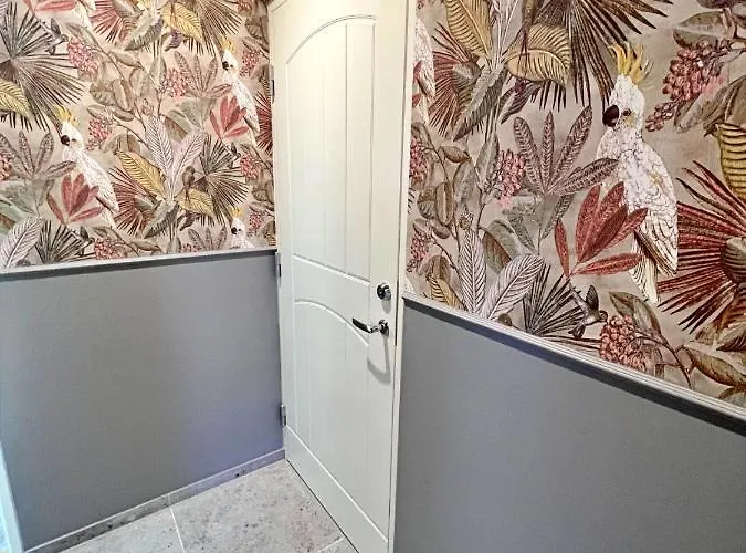 Clinic By Hostlovers Apartmán